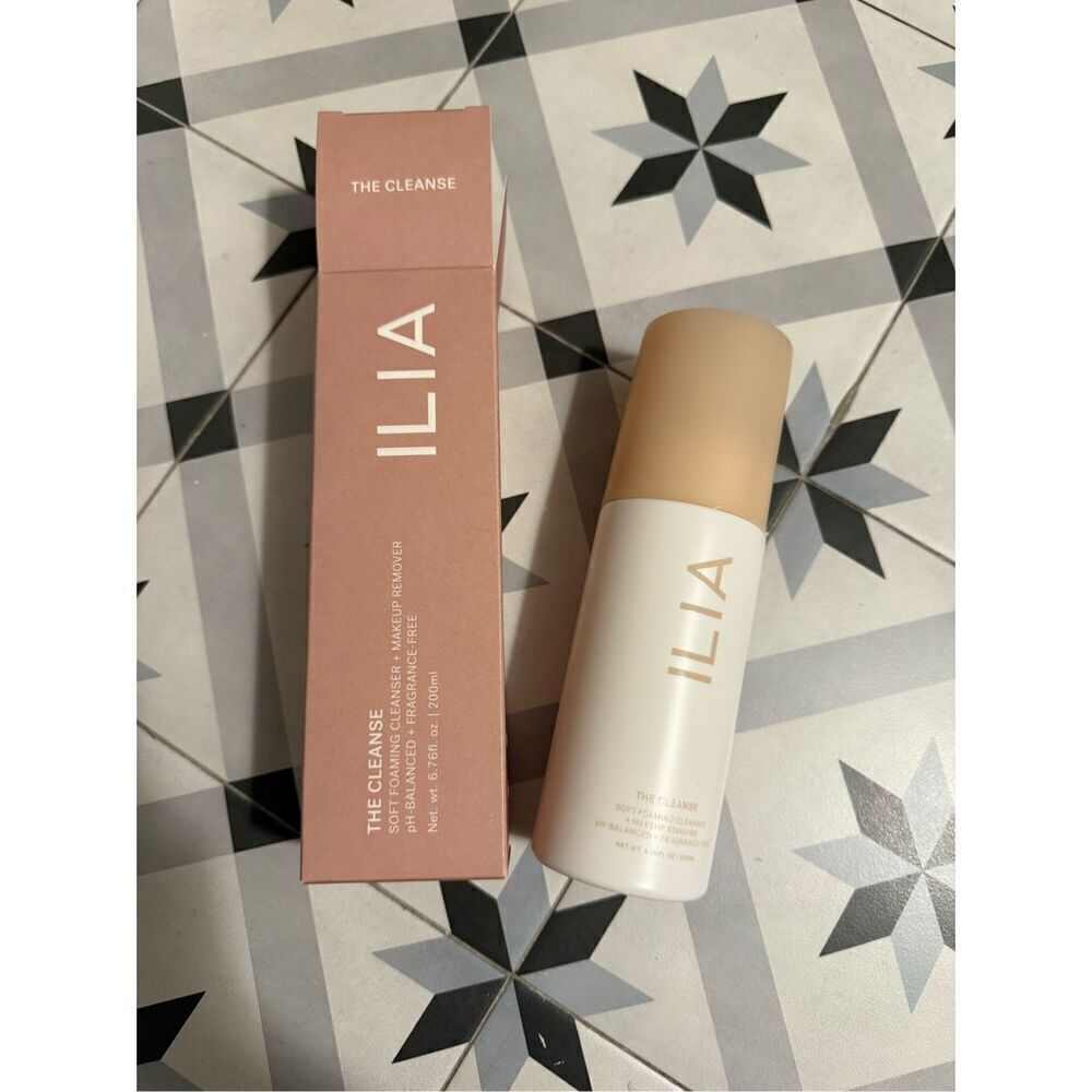 BRAND NEW ilia Face Cleanser - Picture 1 of 1